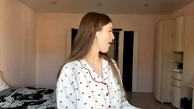 GilySuper online show from 10-04-25, 07:06