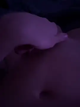 Snapshot of nieonixpeek19 chatting on 12-16-25, 10:59 nieonixpeek19 online show from 12-16-25, 10:59