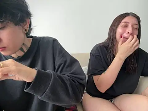 DaisyEmily online show from 05-14-26, 04:14