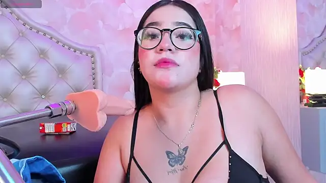 Sophia Valkova online show from 12-16-25, 05:23