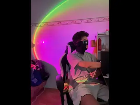 Wuza-H online show from 10-26-25, 03:51