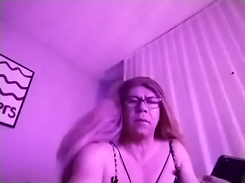 AdvisingRiffle online show from 12-14-25, 12:27