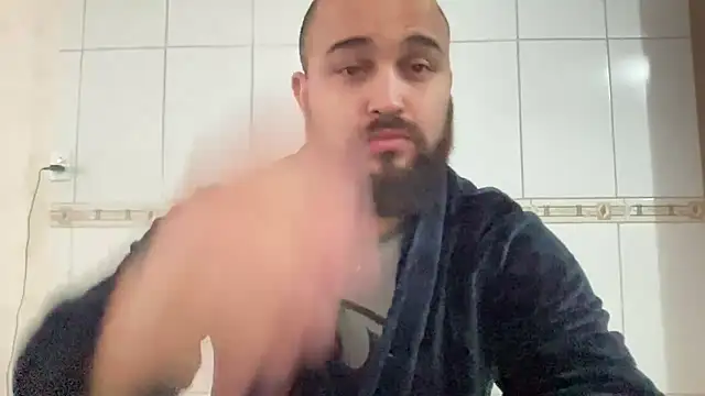 Snapshot of mayday2025m chatting on 01-06-26, 12:31 mayday2025m online show from 01-06-26, 12:31