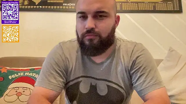 Snapshot of mayday2025m chatting on 01-10-26, 03:52 mayday2025m online show from 01-10-26, 03:52