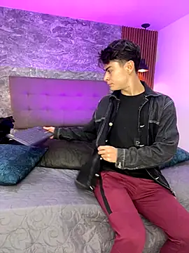 Sam Clark online show from 10-23-25, 03:50