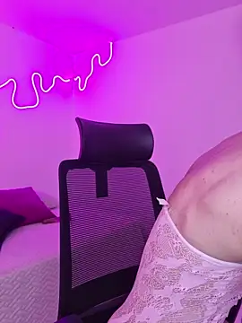 Sam Clark online show from 11-26-25, 04:35