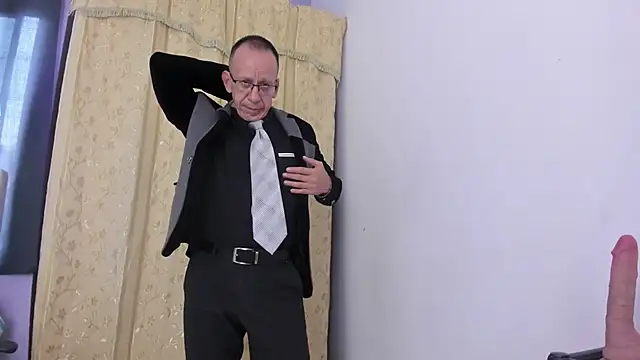  axelking  online show from 04-09-26, 11:37