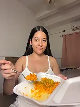 Nhefertary online show from 04-07-26, 12:55