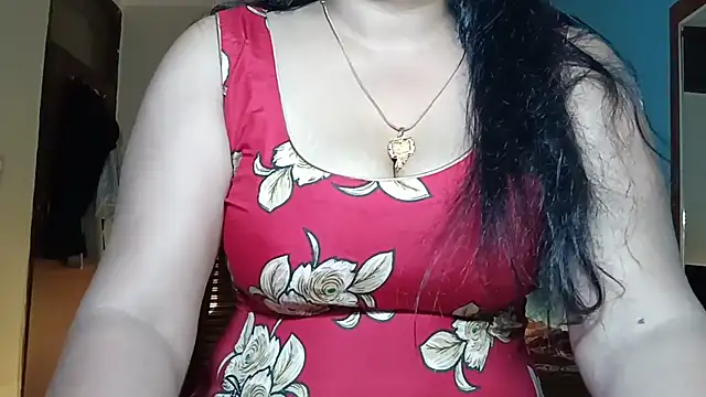 Snapshot of horny_milf_couple chatting on 06-23-26, 06:17 horny milf couple online show from 06-23-26, 06:17
