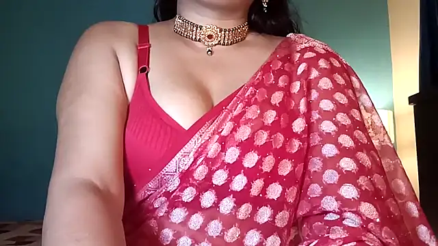 Snapshot of horny_milf_couple chatting on 07-18-26, 03:38 horny milf couple online show from 07-18-26, 03:38