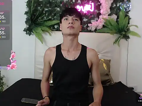 Snapshot of alex_russo__ chatting on 10-08-25, 03:15 alex russo online show from 10-08-25, 03:15