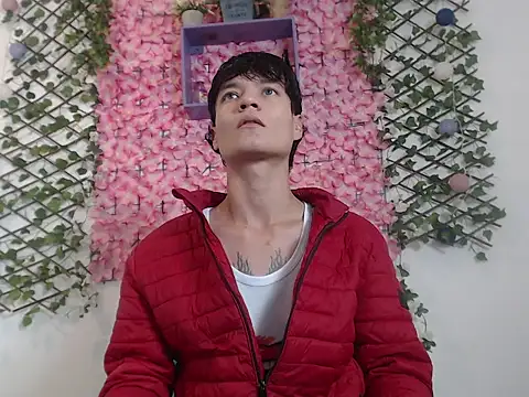 Snapshot of alex_russo__ chatting on 10-18-25, 03:42 alex russo online show from 10-18-25, 03:42