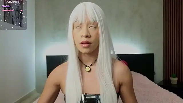 Snapshot of kimhilton_ chatting on 02-25-26, 04:00 kimhilton online show from 02-25-26, 04:00