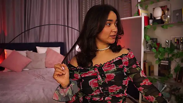 Snapshot of ShadowLotus_ chatting on 11-05-25, 03:12 ShadowLotus online show from 11-05-25, 03:12