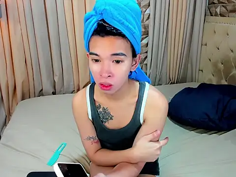 Yourdreamgoddess online show from 04-20-26, 05:21