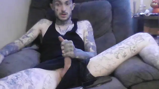 Snapshot of SWAGGDaddy93 chatting on 02-09-26, 10:52 SWAGGDaddy93 online show from 02-09-26, 10:52