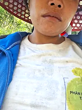 miomio-12 online show from 10-13-25, 02:11