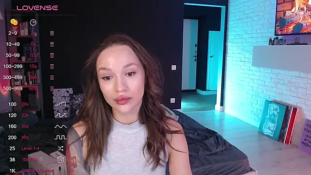 Snapshot of Jade_Lumin chatting on 11-24-25, 01:11 Jade Lumin online show from 11-24-25, 01:11