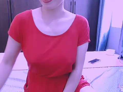 Snapshot of ravy_kim chatting on 12-03-25, 03:03 ravy kim online show from 12-03-25, 03:03