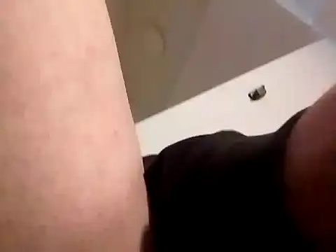 Snapshot of tntntm777 chatting on 12-05-25, 10:35 tntntm777 online show from 12-05-25, 10:35