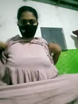 Snapshot of lasyalovely123456 chatting on 11-01-25, 12:01 lasyalovely123456 online show from 11-01-25, 12:01