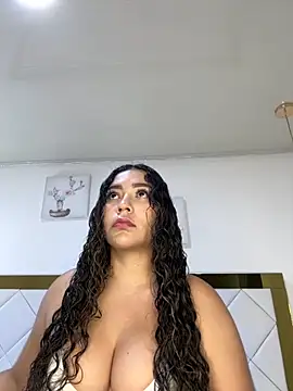 Snapshot of miss_ashley1_ chatting on 10-14-25, 11:44 miss ashley1 online show from 10-14-25, 11:44