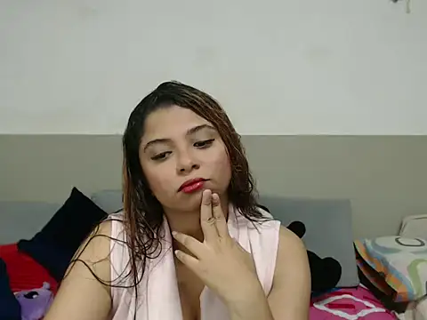 NicollGreen online show from 10-08-25, 06:49