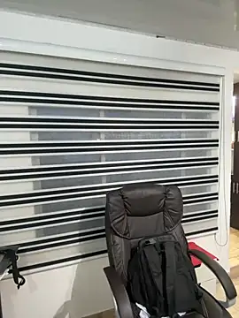 noah red online show from 11-25-25, 10:54