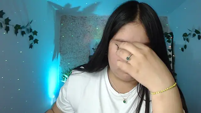 Snapshot of KOREN_JALAA chatting on 03-08-25, 01:28 KOREN JALAA online show from 03-08-25, 01:28