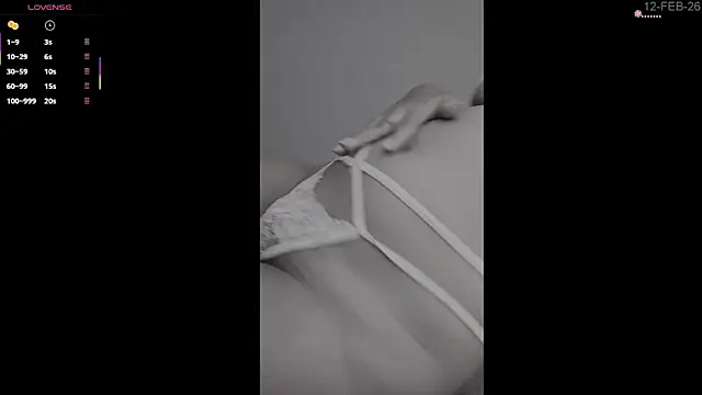 Snapshot of Keyli_sweet chatting on 02-13-26, 02:40 Keyli sweet online show from 02-13-26, 02:40