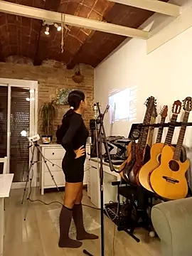 MissHazelnut online show from 11-03-25, 03:46