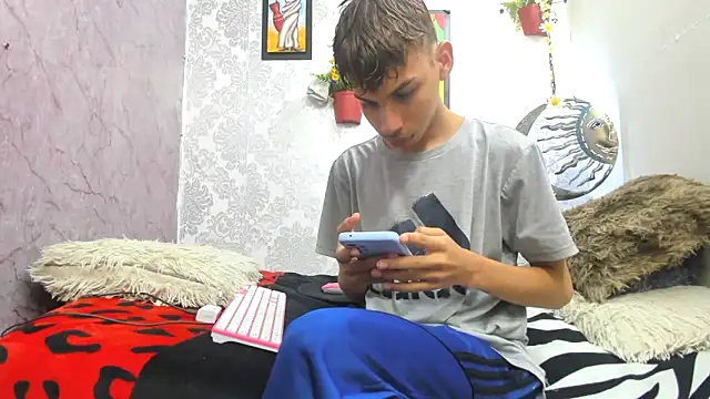 sexyboys cutex18 online show from 11-15-25, 08:16