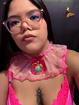 Snapshot of GabrielleMarsh1 chatting on 10-10-25, 01:59 GabrielleMarsh1 online show from 10-10-25, 01:59