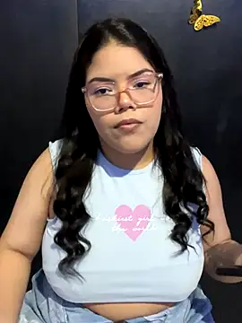 Snapshot of GabrielleMarsh1 chatting on 10-14-25, 01:28 GabrielleMarsh1 online show from 10-14-25, 01:28