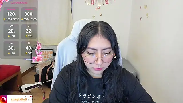 LoveLyy- online show from 11-04-25, 02:27