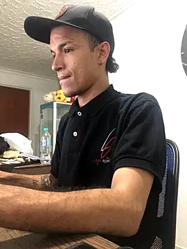 santyrestrepo online show from 10-07-25, 10:40