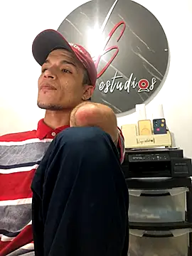 santyrestrepo online show from 10-08-25, 11:24
