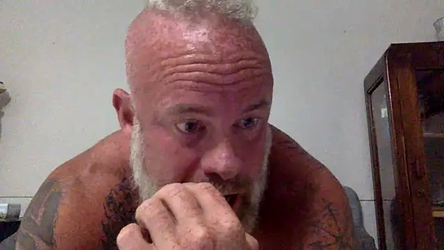 Muscledick40 online show from 06-30-26, 04:35