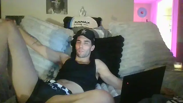 Snapshot of nvthvn555 chatting on 10-18-25, 11:11 nvthvn555 online show from 10-18-25, 11:11