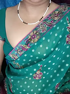 Snapshot of Rashmi_011 chatting on 06-19-26, 12:48 Rashmi 011 online show from 06-19-26, 12:48