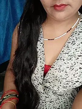 Snapshot of Rashmi_011 chatting on 07-07-26, 12:35 Rashmi 011 online show from 07-07-26, 12:35