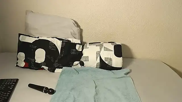 Snapshot of SexyChubyPussyZA chatting on 10-31-25, 05:19 SexyChubyPussyZA online show from 10-31-25, 05:19