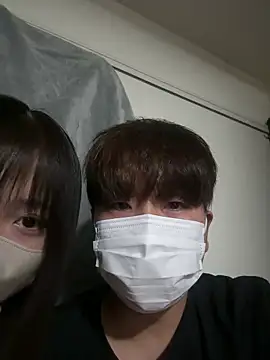 CoYu-528 online show from 10-09-25, 01:20