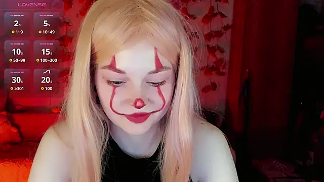 HoneyDazzle online show from 10-18-25, 08:09