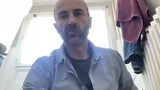 Snapshot of slave44nantes chatting on 10-13-25, 12:49 slave44nantes online show from 10-13-25, 12:49