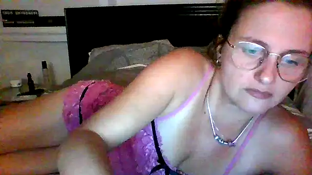 xcrazzycat online show from 10-16-25, 08:32