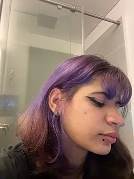 Snapshot of sukulaurens chatting on 01-14-26, 04:07 sukulaurens online show from 01-14-26, 04:07