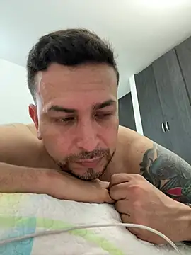 Snapshot of JX7NOVA chatting on 03-01-26, 03:25 JX7NOVA online show from 03-01-26, 03:25