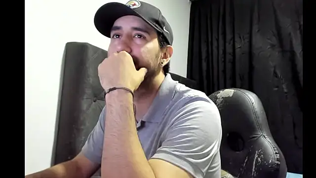 coolfriki online show from 10-28-25, 03:21