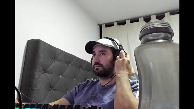 coolfriki online show from 04-17-26, 07:11